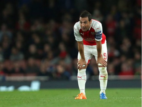 Arsenal mất Santi tới 3 tháng