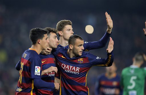 Barca: Khi những "đứa trẻ" giải khát