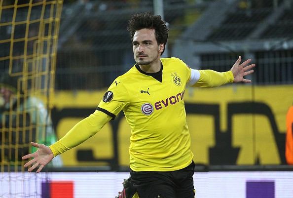 Bayern lại "rút ruột" Dortmund với thương vụ Mats Hummels