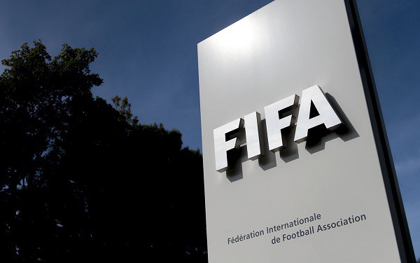 Nhìn từ vụ Football Leaks: Chỉ FIFA được hưởng lợi
