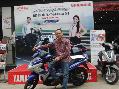 Chùm ảnh: Người chơi trúng giải chương trình “Đố vui Giải bóng đá Ngoại hạng Anh 2014/2015 - Rinh quà Yamaha”
