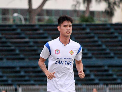 Đinh Tiến Thành cảm ơn CĐV Hải Phòng