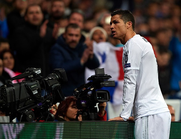 Ghi bàn giúp Real chiến thắng, Ronaldo vẫn bị khán giả nhà la ó
