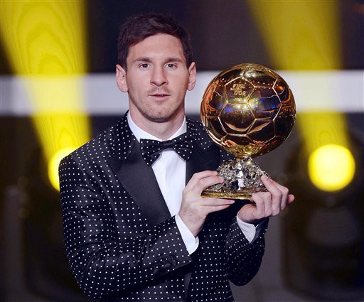 Giành Bóng vàng, Messi “hại” thêm khối cầu thủ