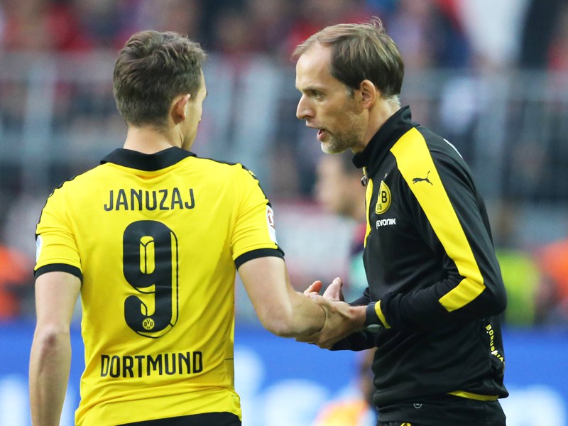 HLV trưởng Dortmund chê bai cầu thủ M.U