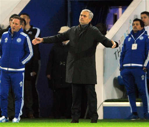 Học trò công khai “bật” Mourinho