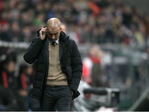 Lộ tin tới Man City, Pep trốn tránh báo giới