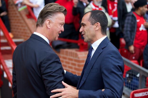 Louis van Gaal và Roberto Martinez: Chỉ một "được sống"