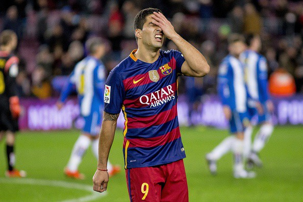 Luis Suarez gặp sự cố trước thềm trận chiến Arsenal