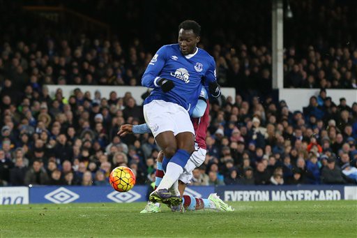 Lukaku gia nhập bộ tứ trẻ nhất ghi 50 bàn