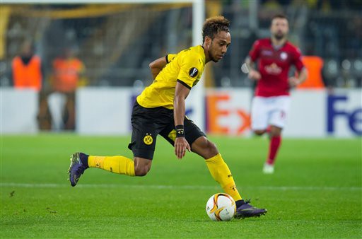M.U chi đậm mua Aubameyang