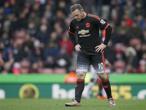 Van Gaal đang biến M.U tệ dần đều