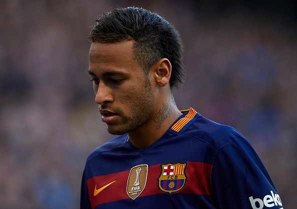Neymar phải ra hầu tòa vì trốn thuế