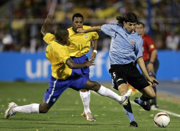 Những lí do để Brazil thua Uruguay