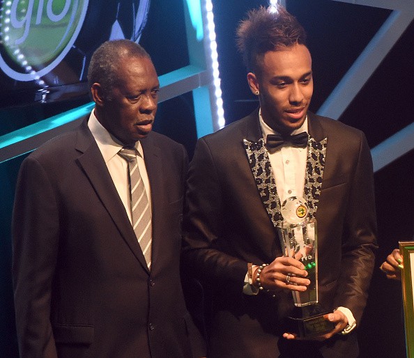 “Phế truất” Yaya Toure, Aubameyang xuất sắc nhất châu Phi