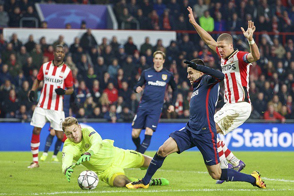 PSV 0-0 Atletico Madrid: Kịch hay còn phía trước