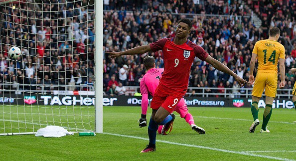 "Rashford ghi bàn trong trận ra mắt Tuyển Anh; Nadal rời Roland Garros vì chấn thương"