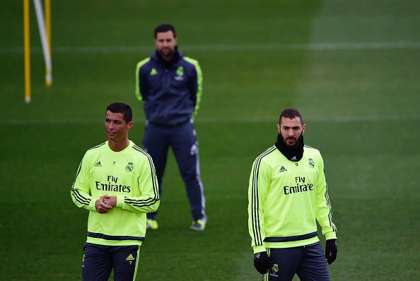 Sau Ronaldo, Real có nguy cơ mất thêm Benzema