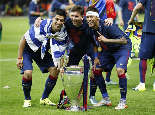 Tam tấu MSN “chấp” cả đội Real Madrid