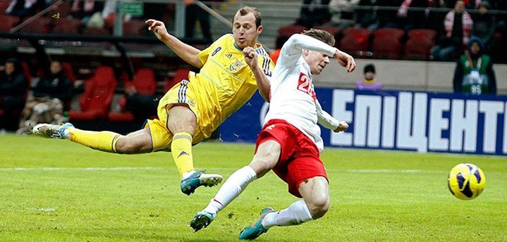 Ukraine - Ba Lan: Tạm gác một bên tình thủ túc