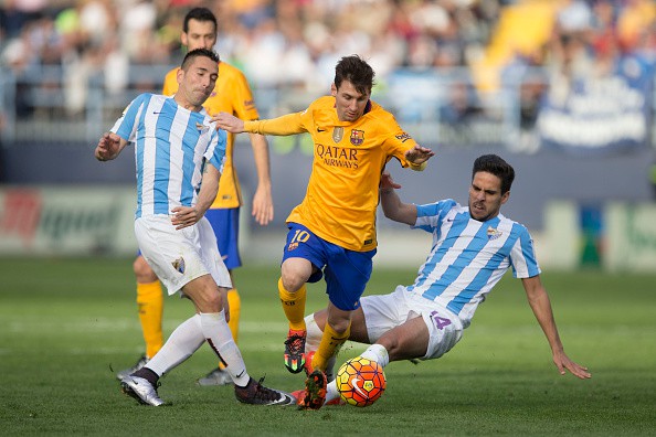 Barcelona: Khi hàng thủ vẫn còn mơ ngủ