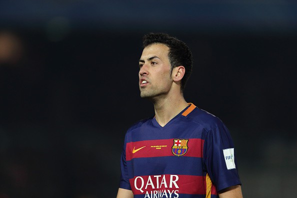 Vấn đề của Barca: Khoảng trống Busquets