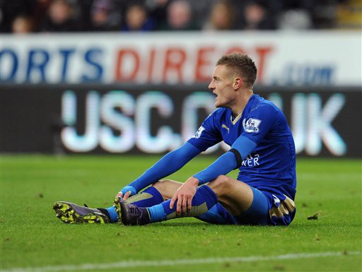 Van Gaal cần làm gì để khiến Vardy "tịt ngòi"?