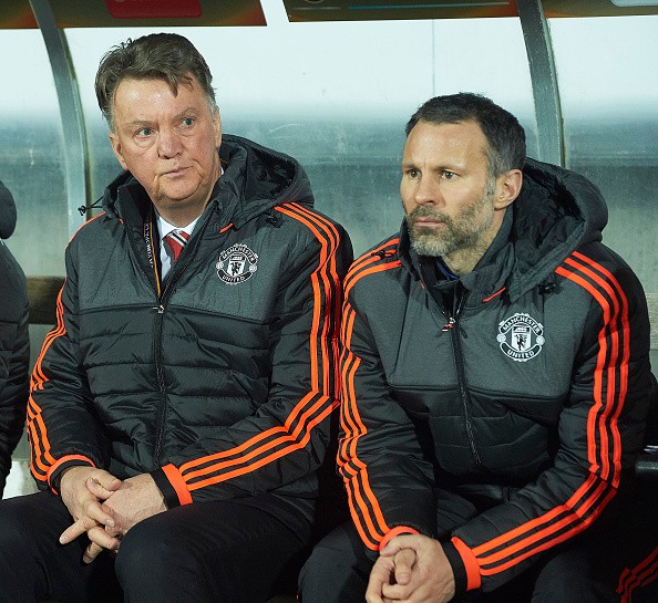 HLV Louis van Gaal: “CĐV có quyền mắng chửi chúng tôi”