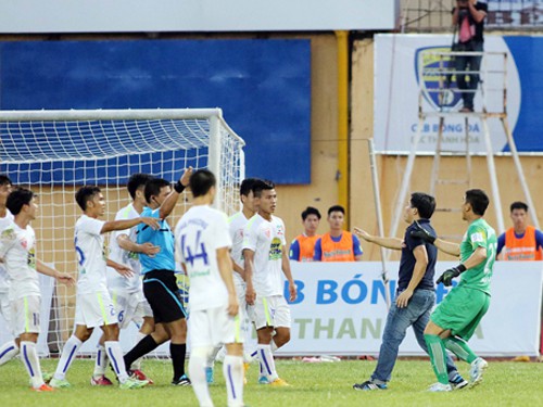 V.League 2016 sẽ có 1,5 suất xuống hạng