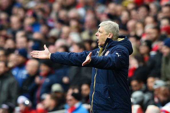 Wenger chê chân sút Arsenal kém cỏi