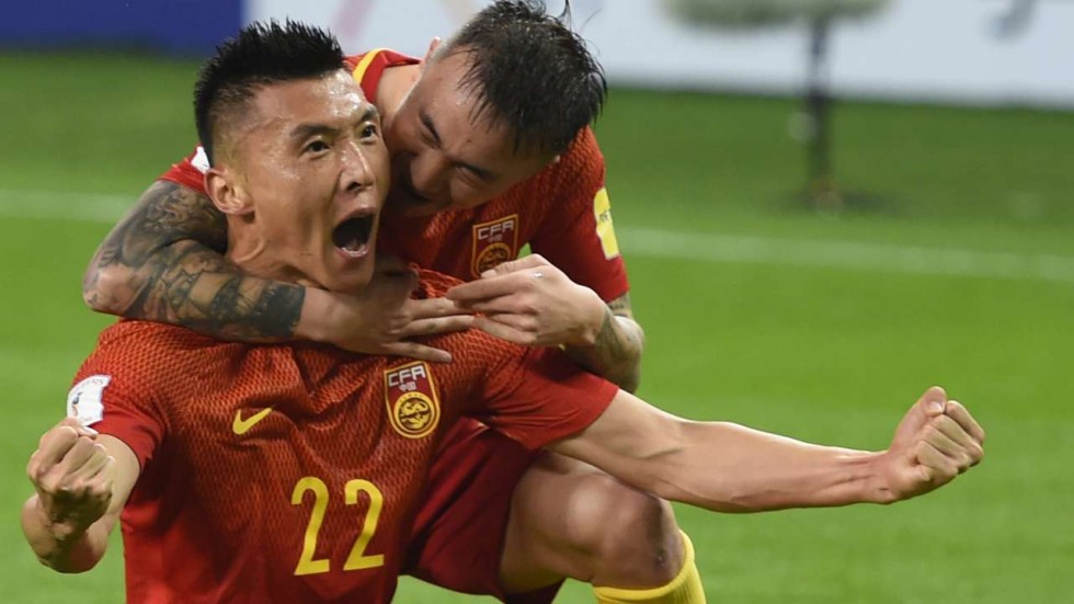 Nhiều cầu thủ U23 Trung Quốc rất thích xăm hình. hình ảnh: Nhiều cầu thủ U23 Trung Quốc rất thích xăm hình.