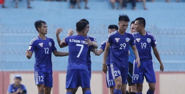 Đội hình tiêu biểu vòng 21 V.Leauge 2017: Xứ Quảng lên tiếng