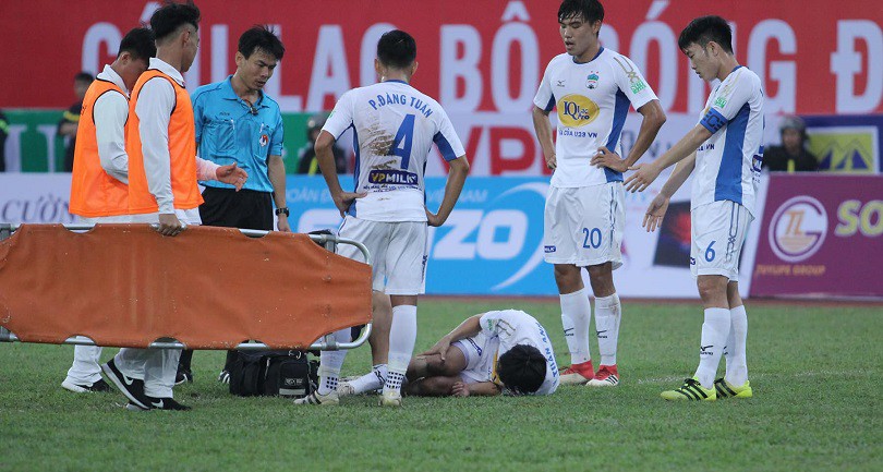 Tin bóng đá Việt Nam mới nhất ngày 22/3: Chấn thương nặng, Tuấn Anh sang Hàn Quốc chữa trị