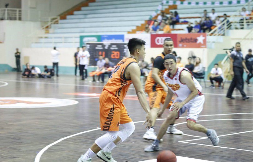 Video: Đánh bại Dragons, Heat có trận thắng thứ 9 tại VBA 2017