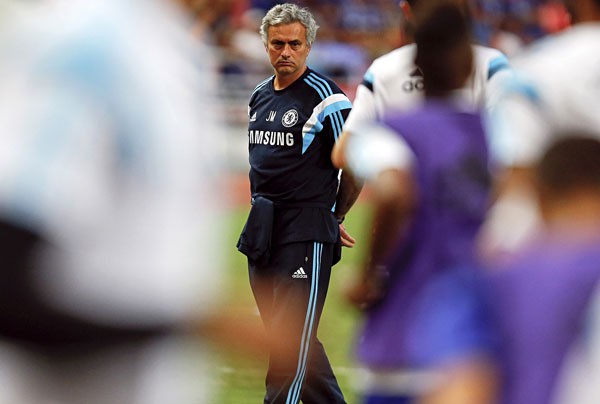 Mourinho: &ldquo;Họ n&oacute;i dối qu&aacute; nhiều về t&ocirc;i&rdquo;