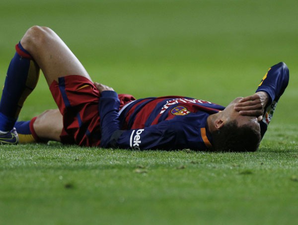 Để có một Neymar trên sân không đơn giản như ta nghĩ