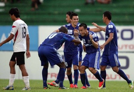 16h00: Truyền hình trực tiếp: HA Gia Lai vs SL Nghệ An