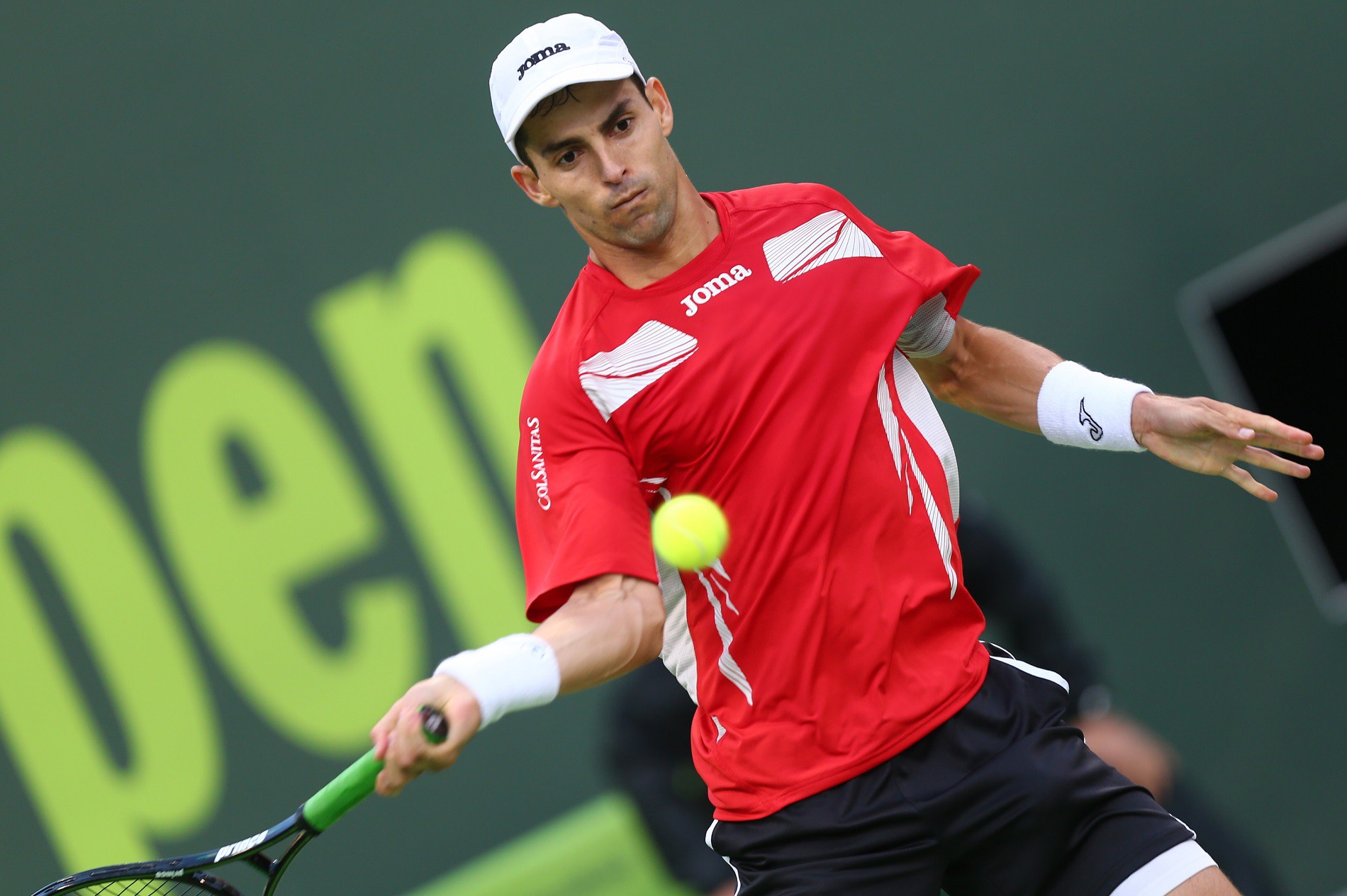 Giải Barcelona Open: Almagro hạ Nadal và… hết pin