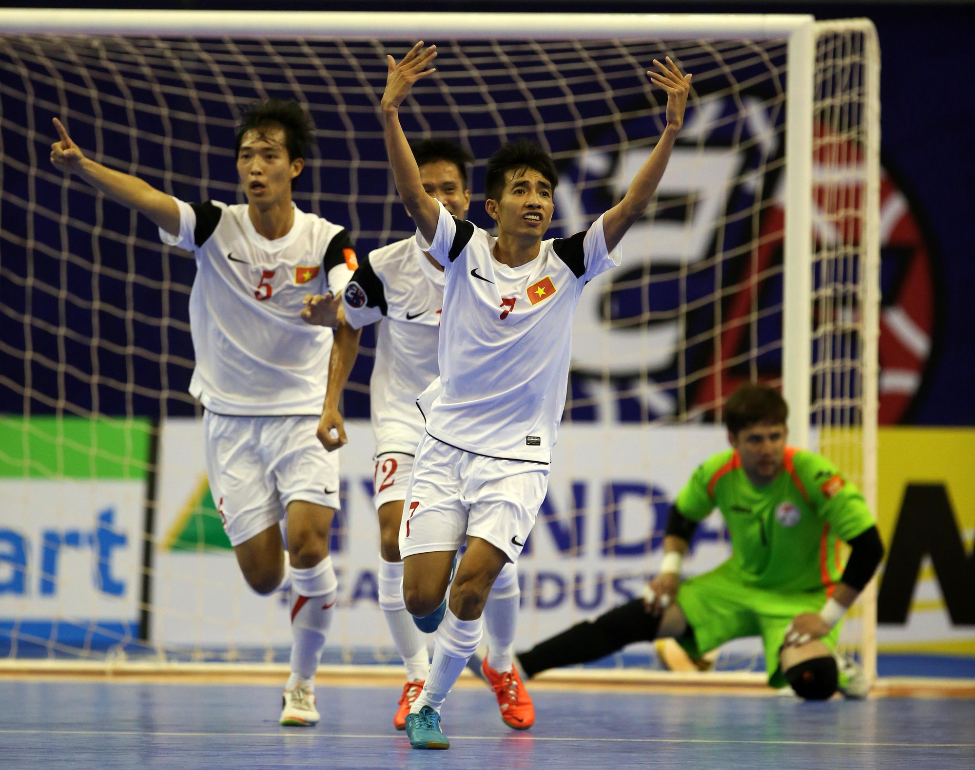 ĐT Futsal Việt Nam vào tứ kết giải Futsal Châu Á 2014