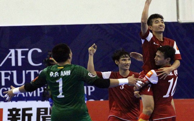 Tứ kết Futsal Châu Á 2014: Iran – ĐTVN