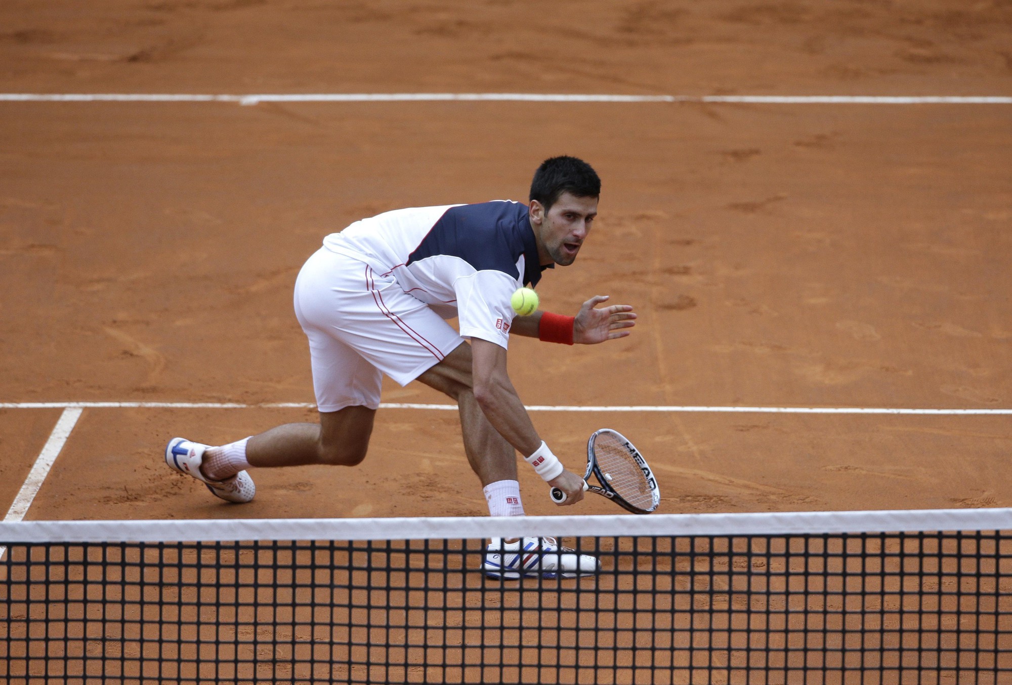 Novak Djokovic vô địch Rome Masters: Liều thuốc từ trái tim