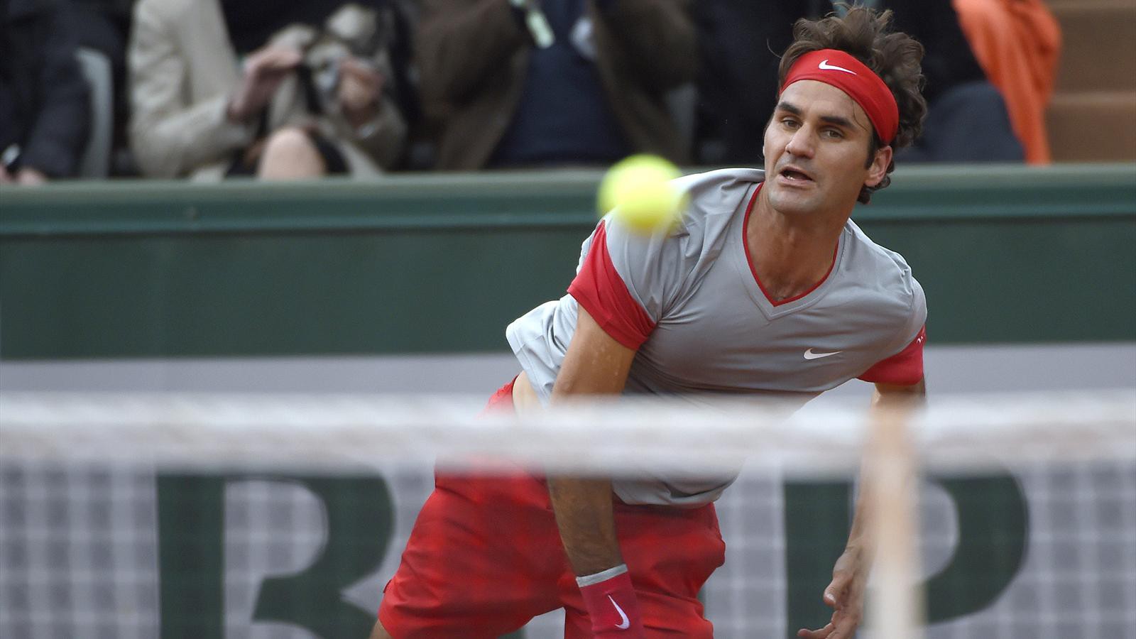 Vòng 2 Roland Garros: Fedex xứng danh “Vua kỷ lục”