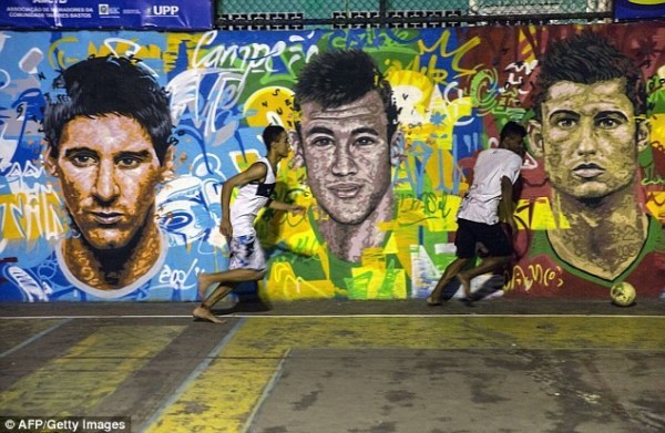 Brazil hâm nóng World Cup bằng những bức tranh đường phố sinh động