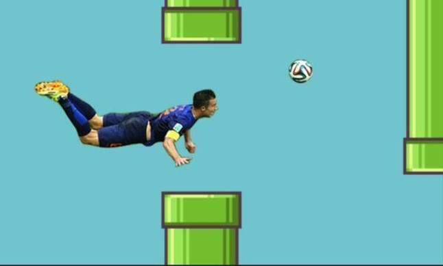 Chùm ảnh chế Robin van Persie hóa chim hóa cá