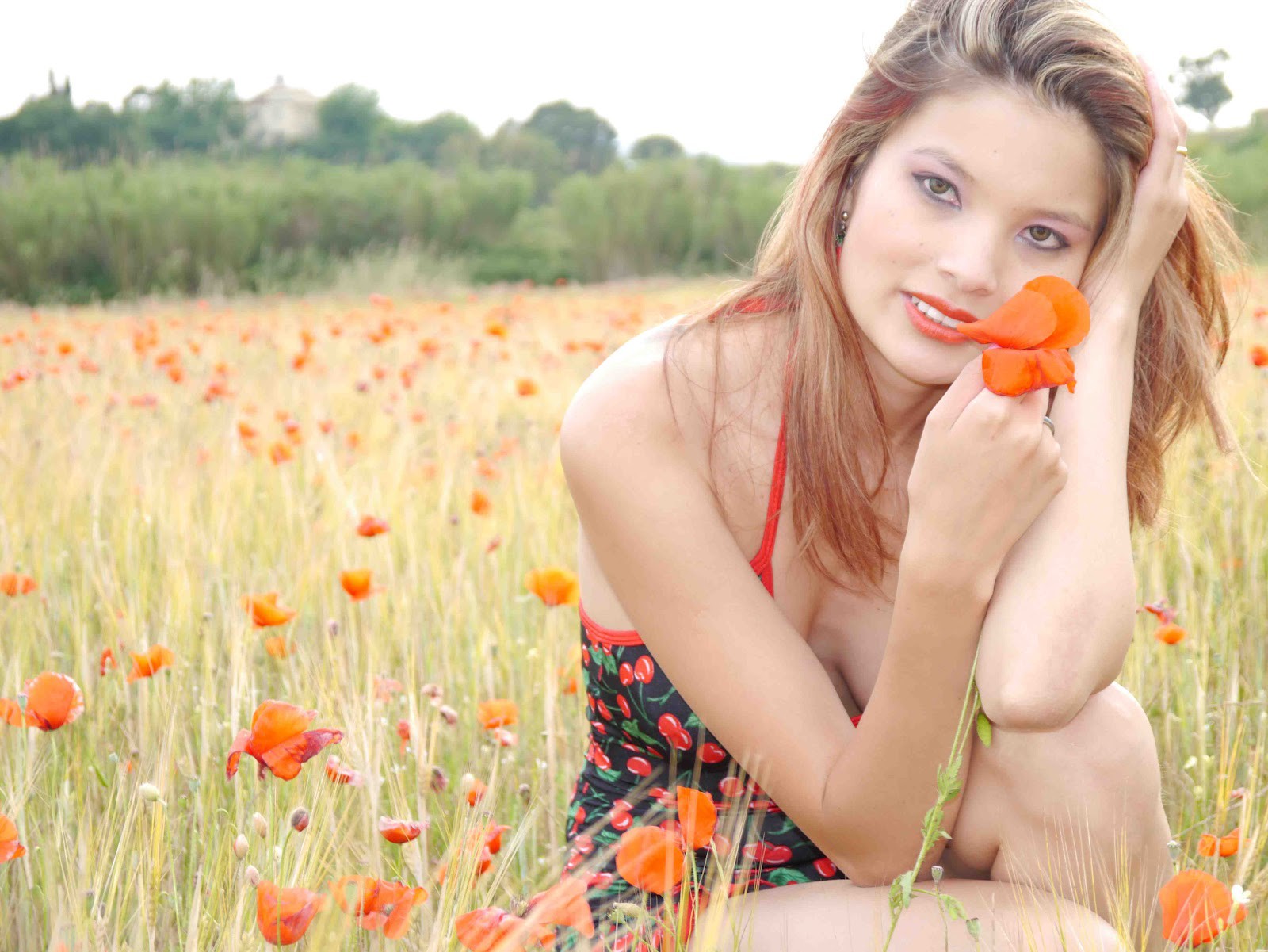 Miyuki Son treo thưởng sex nếu Brazil vô địch