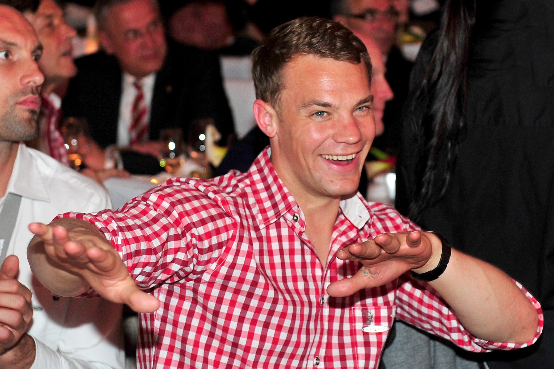 10 bí mật chưa biết về Manuel Neuer