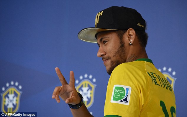 Neymar suýt tàn phế