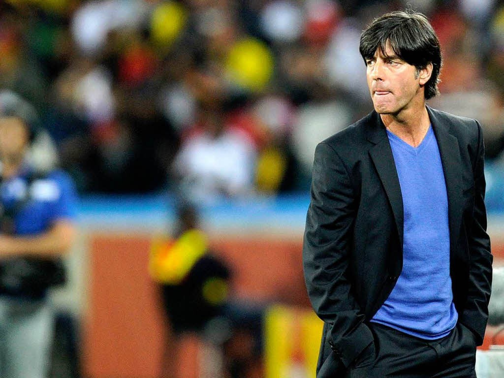 Tuyển Đức hướng đến chung kết World Cup 2014: Loew cấm tiệt rượu và sex
