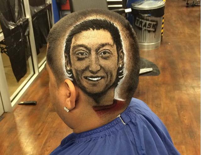 Quả đầu chất mang hình ảnh Mesut Ozil