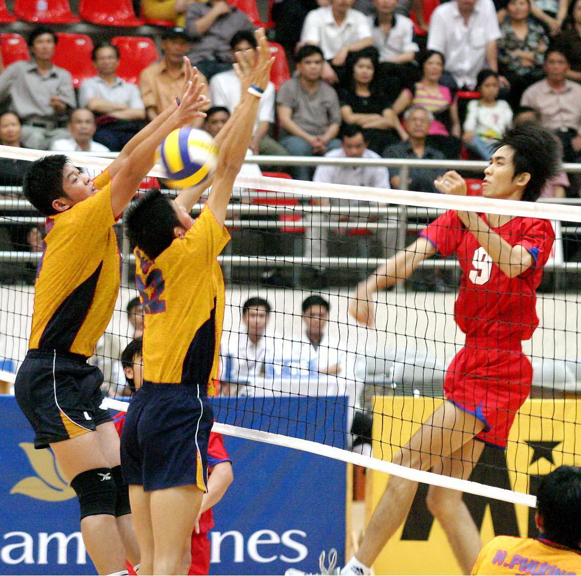Bóng chuyền nam Việt Nam thảm bại tại giải trẻ ĐNÁ 2014: “Cái chết”  được báo trước